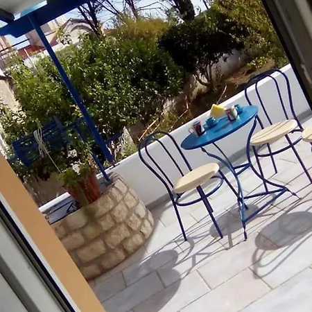 Remvi * Livadi (Kythira)