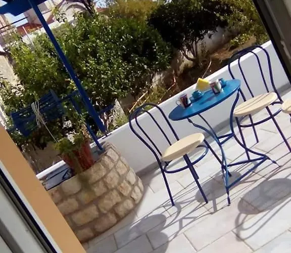 Remvi * Livadi (Kythira)